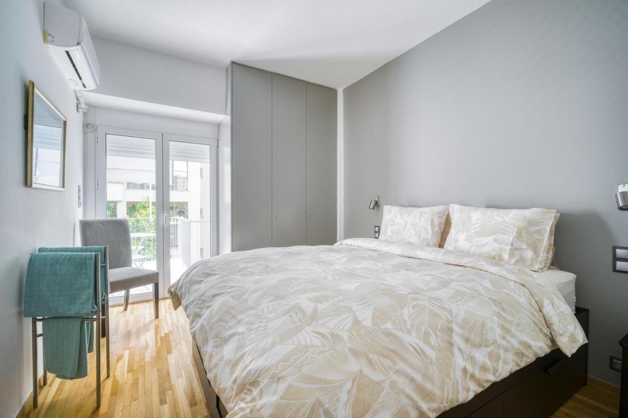 Bright Spacious Luxury Apartment In Prime Central Афины Экстерьер фото