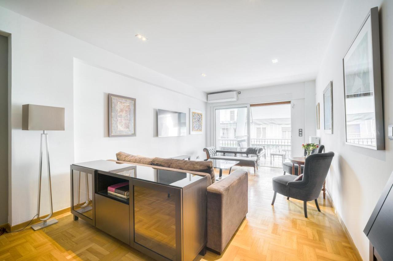 Bright Spacious Luxury Apartment In Prime Central Афины Экстерьер фото